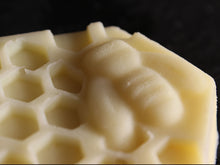 Load image into Gallery viewer, Bee Happy